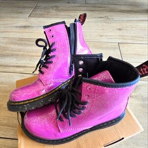 Girls Dr Martens